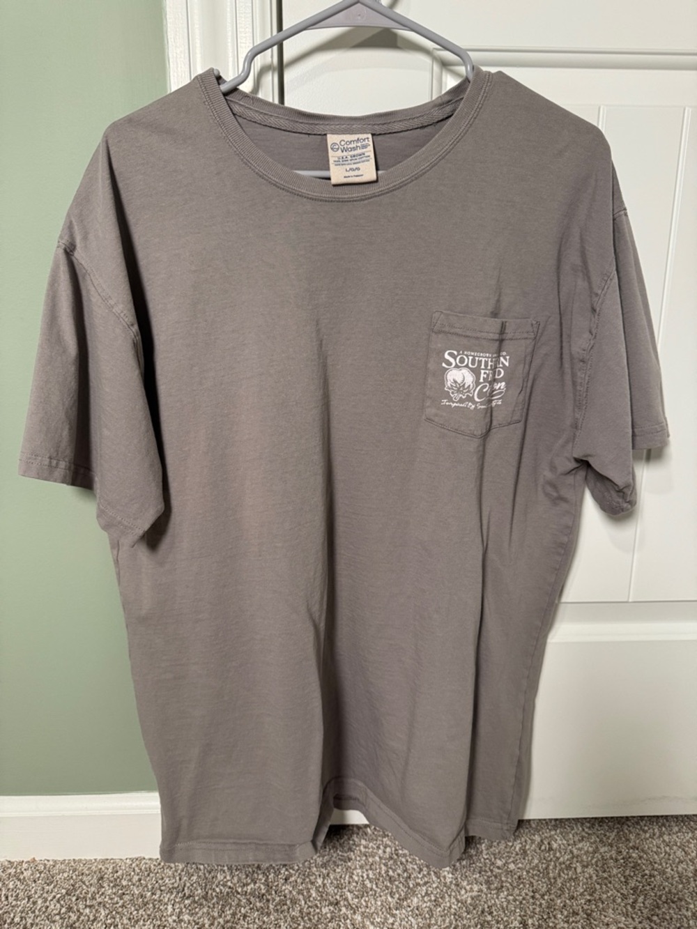Southern Fried Cotton Men's Short Sleeve Pocket Tee - Gray